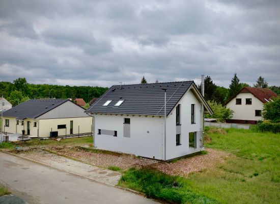 450x300px
