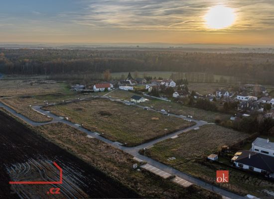 450x300px
